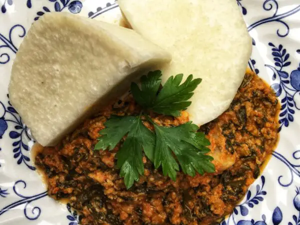 Pounded Yam e Egusi Soup