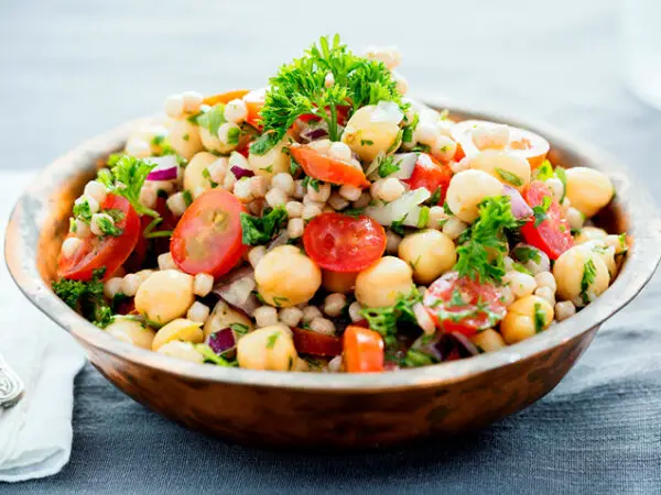 Salada de Grãos e Vegetais