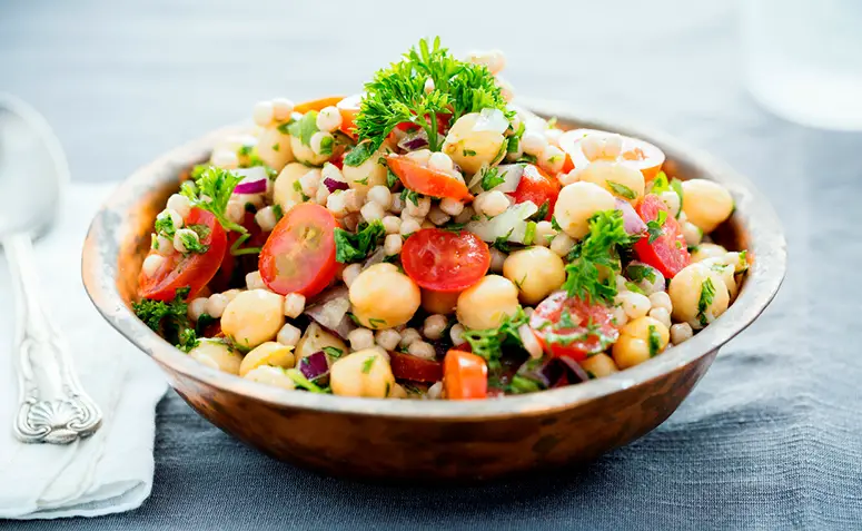 Salada de Grãos e Vegetais