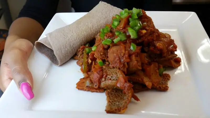 Injera Firfir